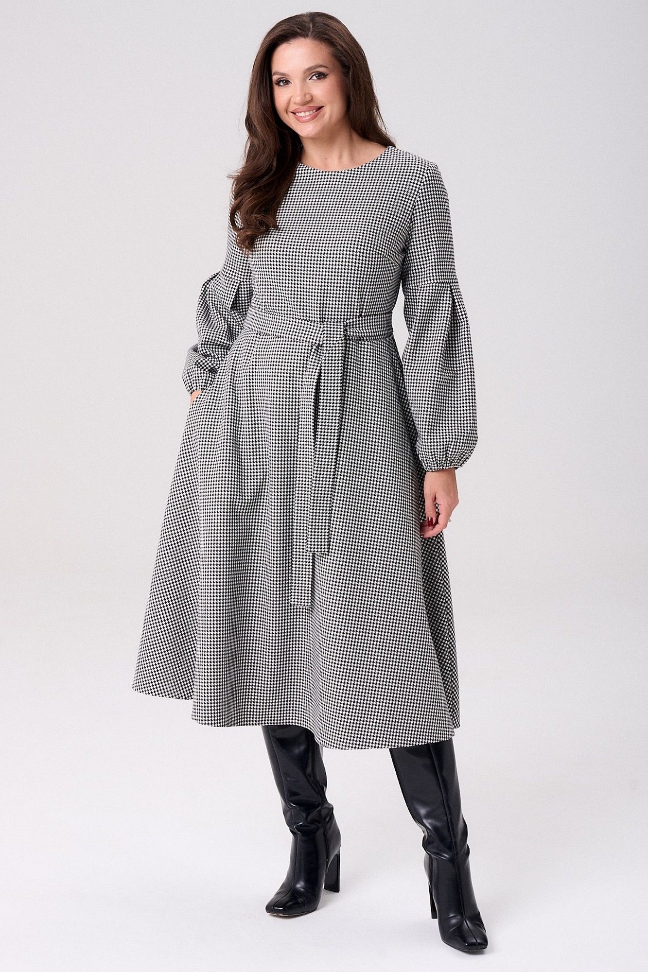 Платья Your size 2269 черно-белый