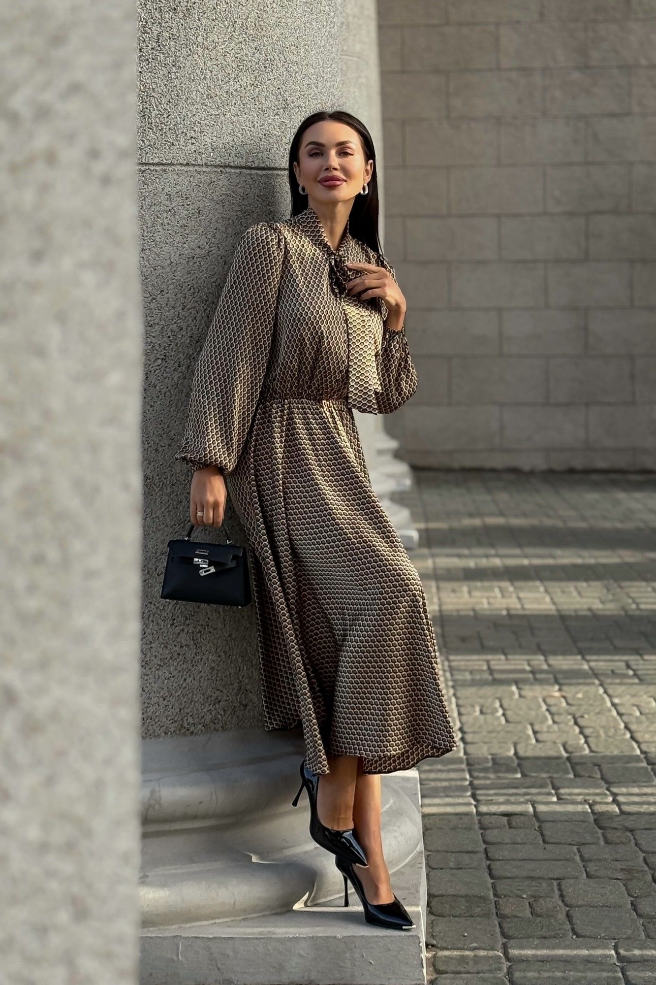 Платья O.N.E.Gold 138PL