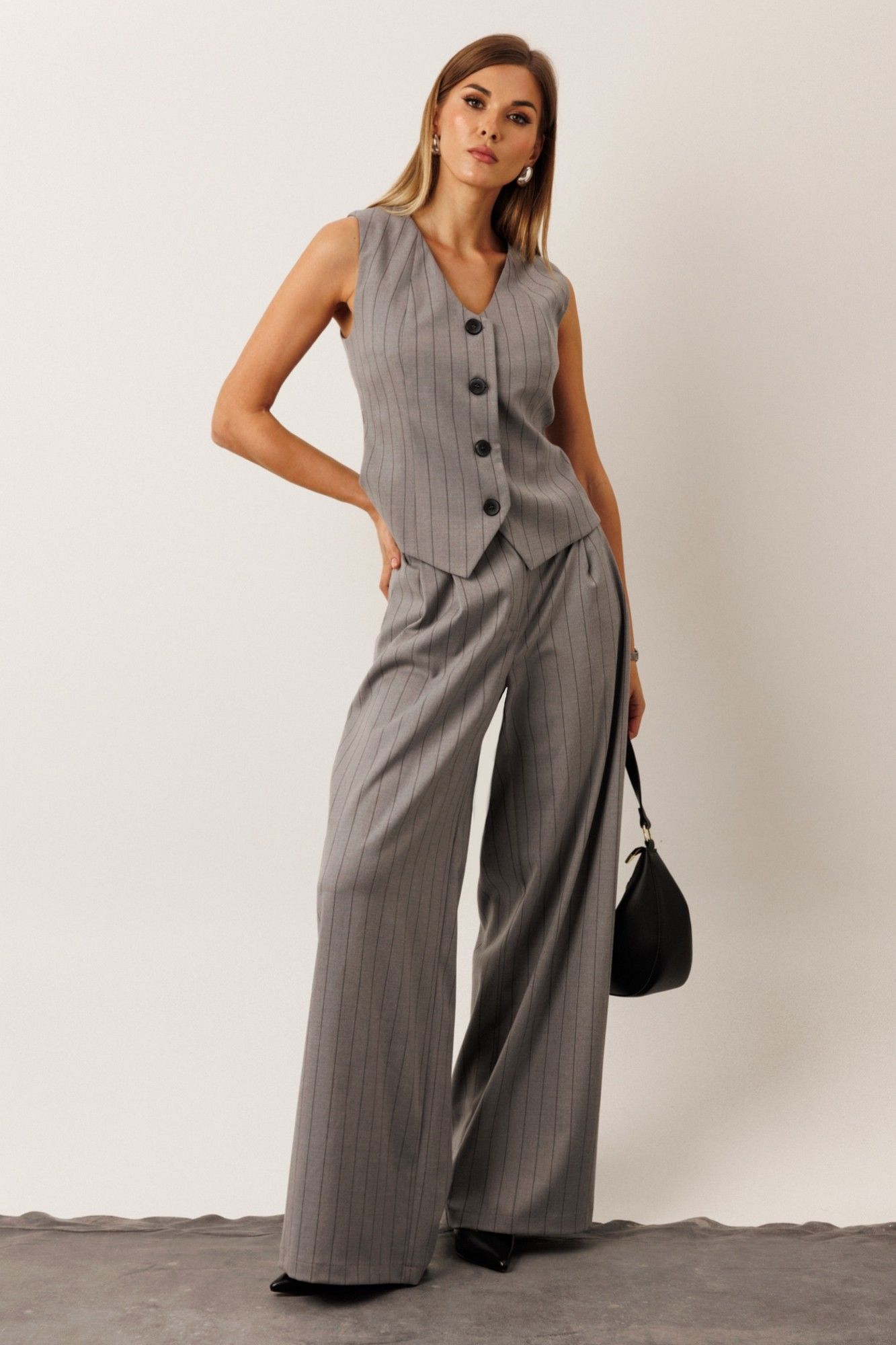 Жилеты KOKOdea 81001.2 серый