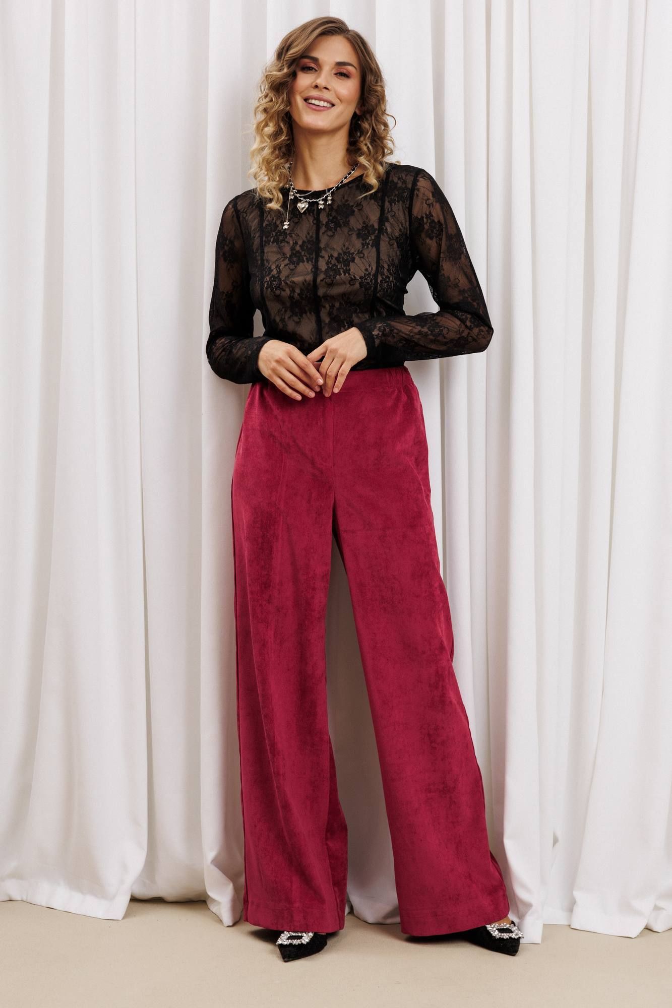 Комплекты брючные Gizart 5439 черный,брусничный