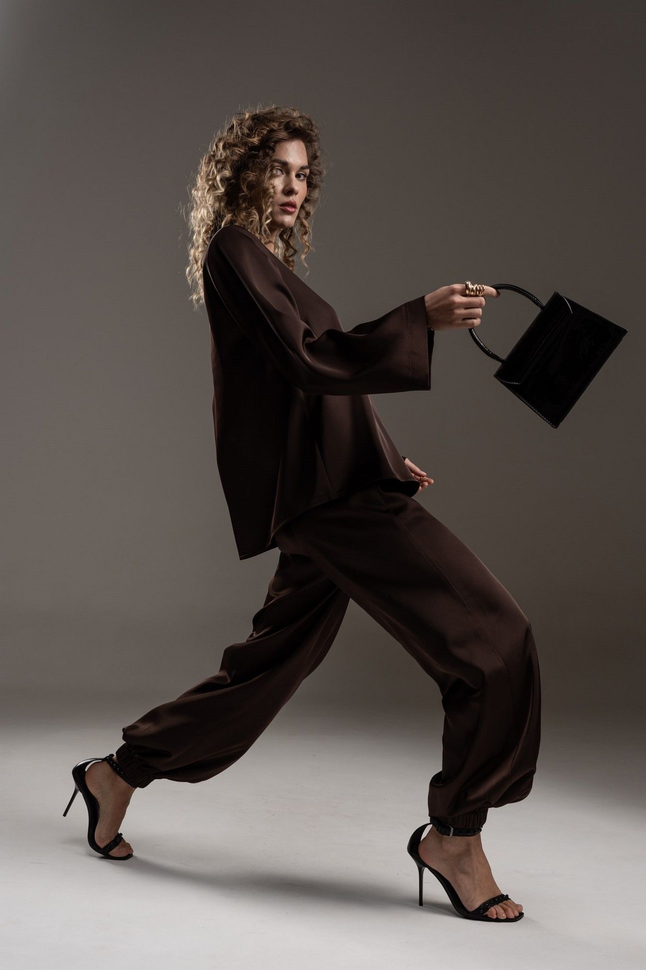 Брюки SILVERSPICE S-3527 шоколад