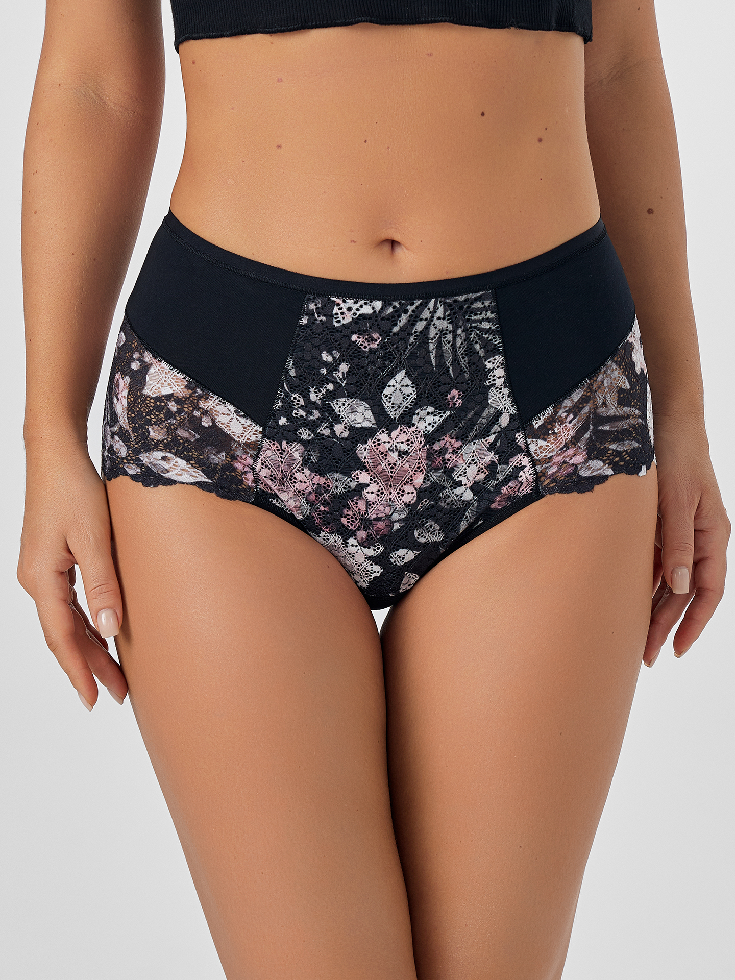 Трусы Mark Formelle 412670/25-99-ОБР34915Ц-16 цветы_на_черном1_010.3Т