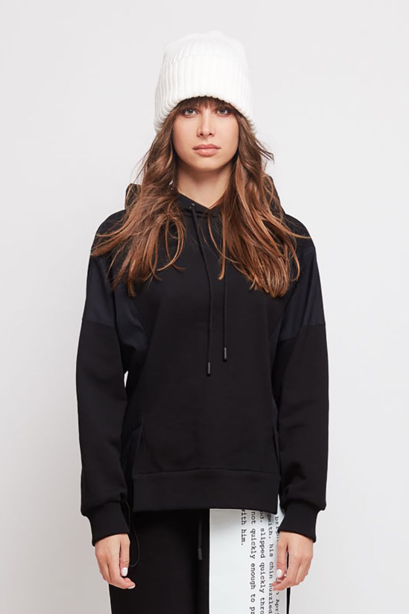 женские шапки Favorini