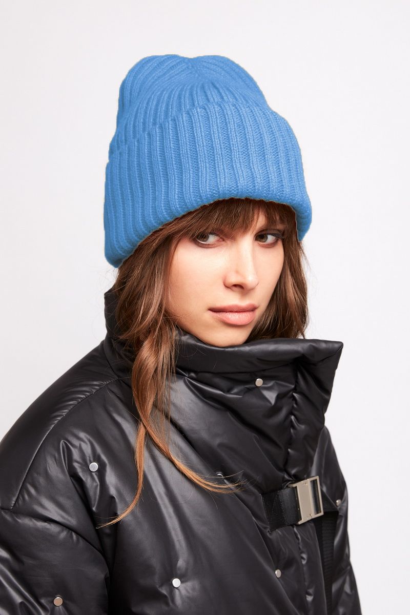 женские шапки Favorini