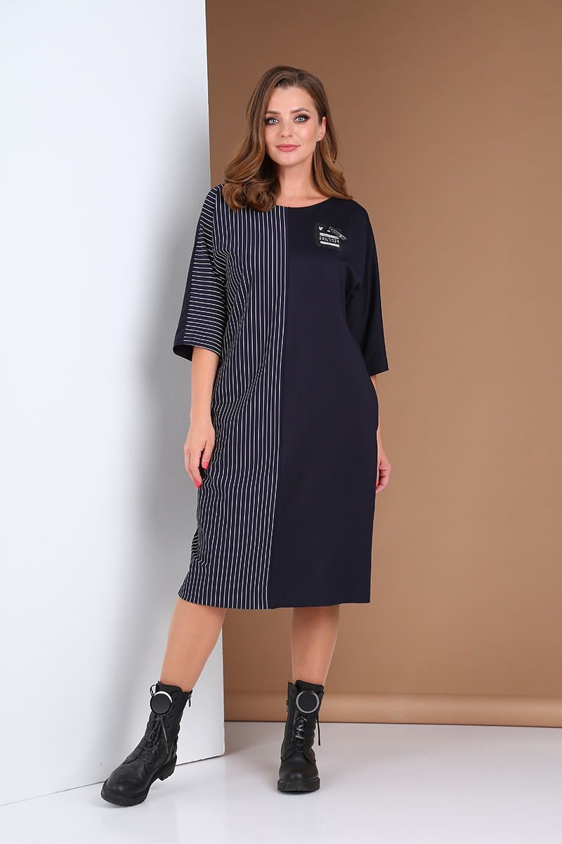 Трикотажное платье Andrea Style