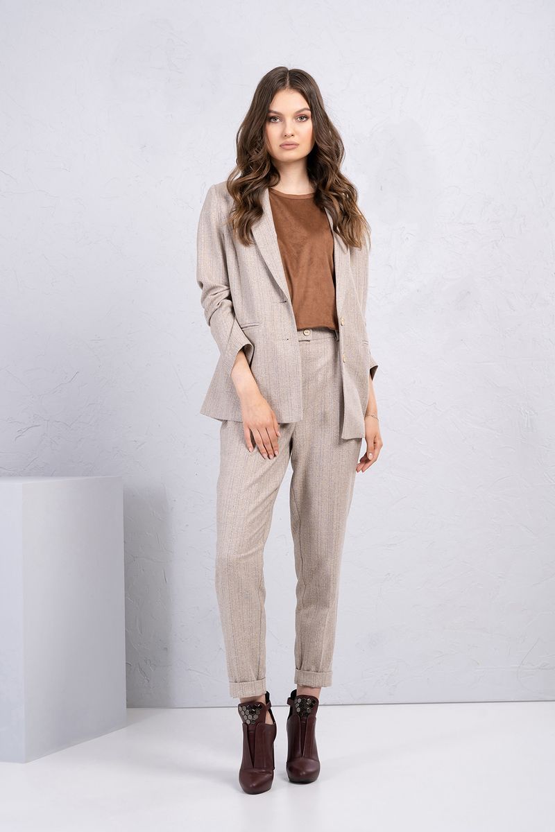 Брючный костюм Deesses