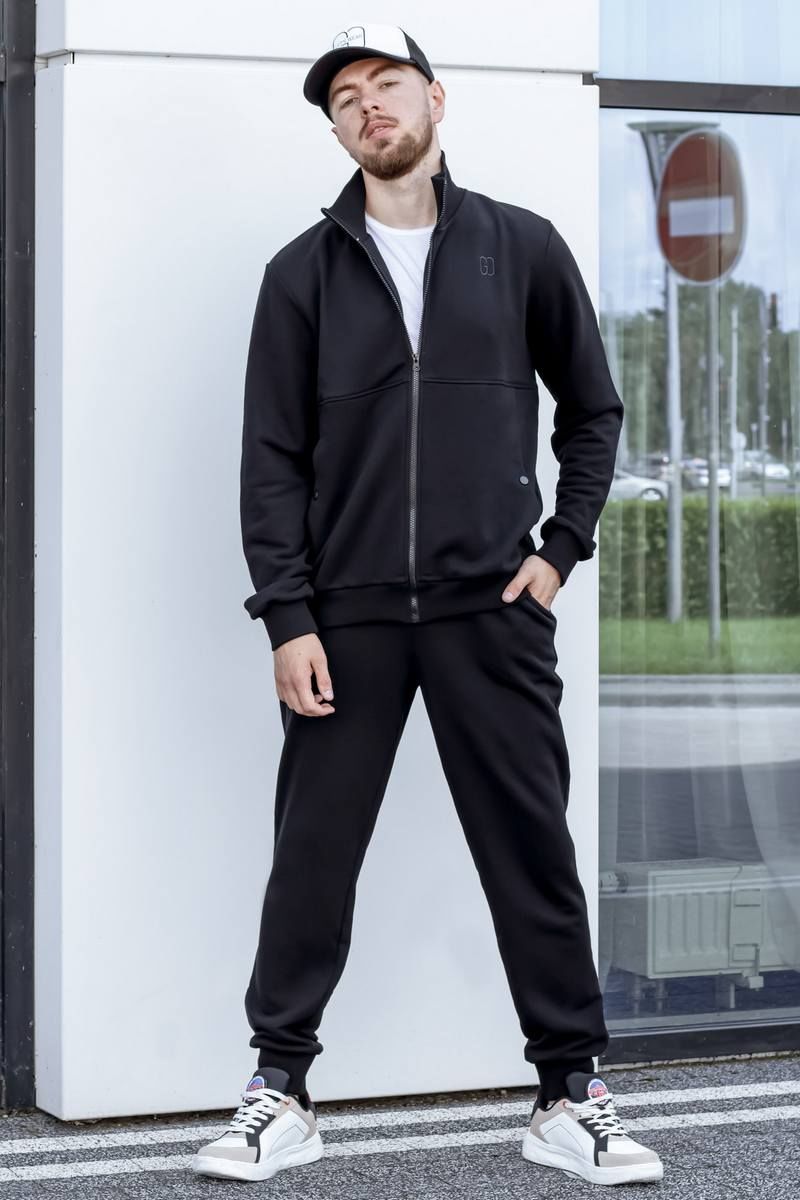 Спортивный костюм GO