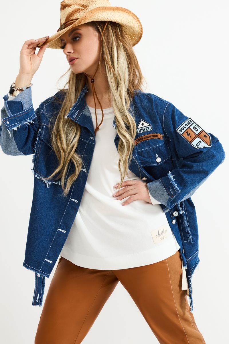 Женская куртка AVE RARA